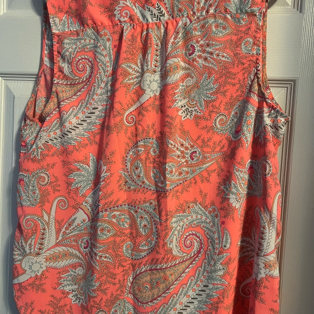 Sleeveless blouse - Picture 2 of 3